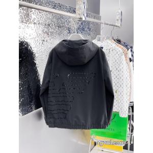 ロゴが素敵大絶賛スーパー ブランド コピーARMANIジャケット