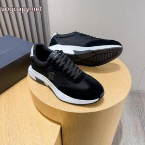 偽 ブランドARMANI    スニーカーセールで嬉しい入荷 2026☆新色が登場！  お勧めの一品.