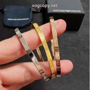 今年の大トレンド ファッション 人気 保温性の高いARMANIコピー 商品 販売    アクセサリー..