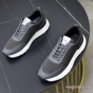 ブランド アクセサリー 激安    スニーカー人気の高さ激安通販 セールで嬉しい入荷 ハイクォリティアルマーニ..