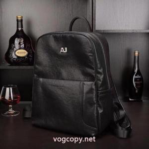     バッグARMANI26秋冬の大人コーデ 高級感も漂い 狙い目スーパー コピー..