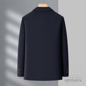 雑誌掲載 2026年人気商品 抜け感を出すスーツコピー 商品 販売アルマーニ..