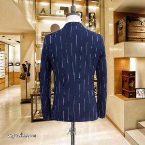 ARMANI素敵  ゴージャス感あふれる 肌触りのいい  スーツスーパー コピー ブランド.