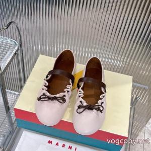コピー ブランド 販売アルマーニパンプス限定特大セール 高級感に溢れ 斬新なデザイン..