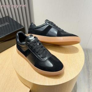 スニーカーARMANIいつも年末には完売しちゃう 全国無料 ついに登場激安 ブランド..