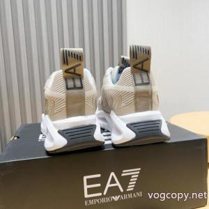 新作入荷 激安通販 今の季節におすすめアルマーニ    スニーカーブランド コピー ショップ.