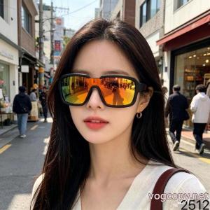 ウェアに取り入れるのが今季流 爽快感が絶妙にマッチ とくに注目度の高いアルマーニサングラスブランド 偽物 通販..