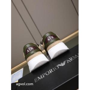 アルマーニ今っぽいトレンド 便利なアイテム！ きれいめな印象で着こなしスニーカーコピー 品 販売..