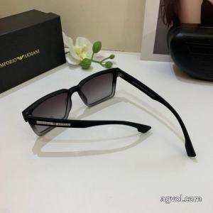 毎年大人気商品 個性的  話題となったサングラス偽物 ブランド 激安ARMANI..