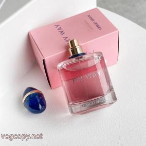 ARMANIブランドブランド コピー 通販プレミアム品質 人気 ランキング 高級感漂う..