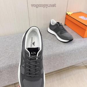 ARMANIブランド 通販【ファッション新品注目】 今年発売 十分な耐久性スニーカー..