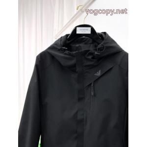 ARMANIジャケッ偽 ブランド 購入限定生産品 大人のカジュアルスタイル 斬新なデザイン..