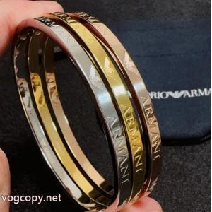 人気を誇るブランド 売れ筋のいい 即発送可アルマーニアクセサリーブランド 品 コピー..
