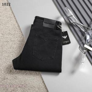 ブランド 品 スーパー コピーARMANIジーンズ 超目玉 北欧ブランド 無機質さが魅力.
