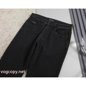 ブランド 品 スーパー コピーARMANIジーンズ 超目玉 北欧ブランド 無機質さが魅力.