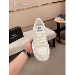  スニーカーARMANIスーパー コピー ブランド人気急上昇 新作アイテム 一番おしゃれ秋冬トレンド.