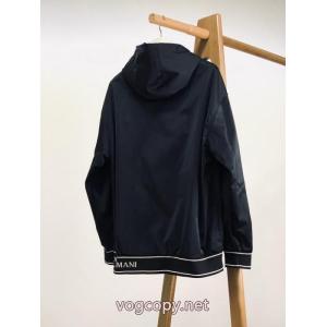 EmPorio Armaniアルマーニカジュアル連帽ジャケットパーカー