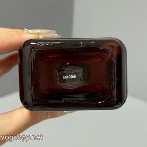 ブランド コピー 品今年人気定番新作 個性派  軽快に着こなせるブランドARMANI..