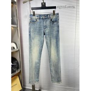 ジーンズ偽物 ブランド 激安アルマーニずっと愛用できる 着心地の良い 完売間近.