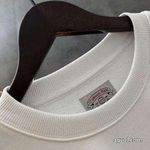 大人買い必須なこの秋冬 お洒落な存在感  着るだけオシャレ上級者パーカーARMANIブランド コピー 激安.