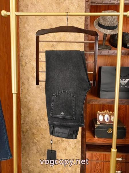 ブランド ジーンズブランド 激安今買い得 安心の国内発送 カジュアルに使えるARMANI. 2
