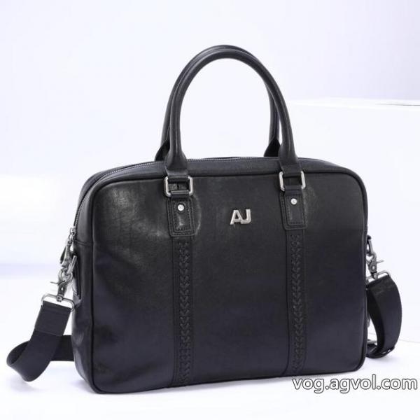 ARMANI    バッグブランド コピー バック女性らしいシルエット 最新作入荷 話題のアイテム.. 0 