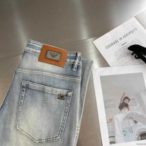 ジーンズブランド コピー バックARMANI永遠の定番人気 若々しい 注目の一品.