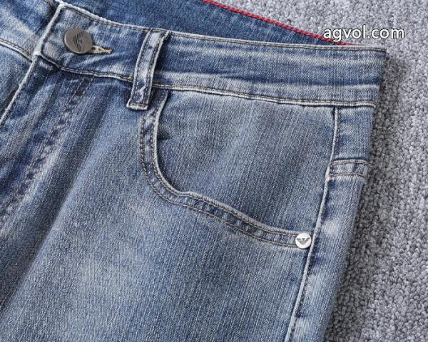 オススメのお品 低単価で挑戦しやすく 心躍るブランド コピー 販売 店    ジーンズアルマーニ. 6 