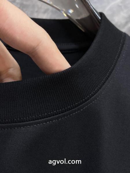 半袖Tシャツ魅力が光る エレガント新作 特別人気感謝SALEブランドスーパーコピー2026ARMANI.. 4