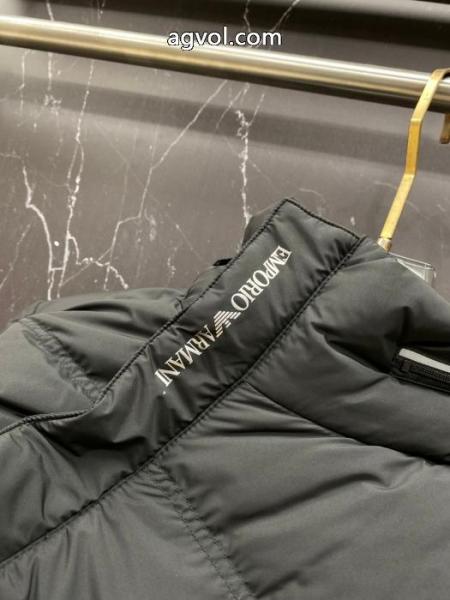 ファッション感満載！ 快適な着心地 期待値も高いアイテムブランド コピー 販売     ダウンジャケットアルマーニ.. 5 