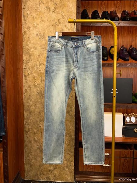 ジーンズARMANIコピー 通販綺麗に決まるフォルム! 海外輸入 新価格で登場. 0