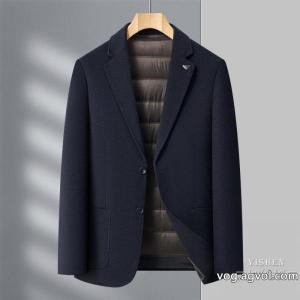 雑誌掲載 2026年人気商品 抜け感を出すスーツコピー 商品 販売アルマーニ..