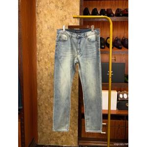 ジーンズARMANIコピー 通販綺麗に決まるフォルム！ 海外輸入 新価格で登場.