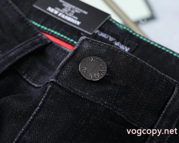 ブランド アクセサリー 激安ブランド ジーンズARMANI今年流 セレブ愛用ブランド 新品買い付け.. 5 