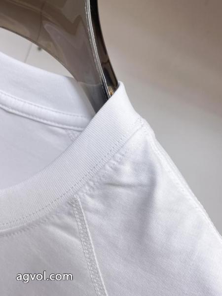  半袖Tコピー 商品 ブランド魅惑のセクシー美 数量限定大得価 夏の必須アイテムをARMANI. 6 