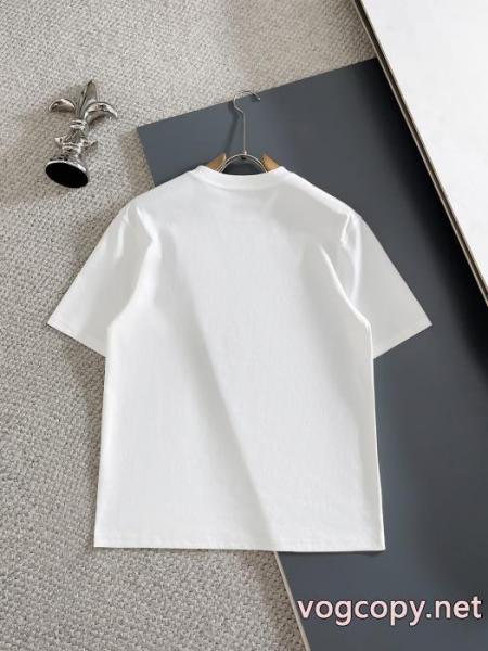ARMANI半袖Tシャツ激安大特価新作 期間限定セール 優れたデザインブランド 偽物 激安 2