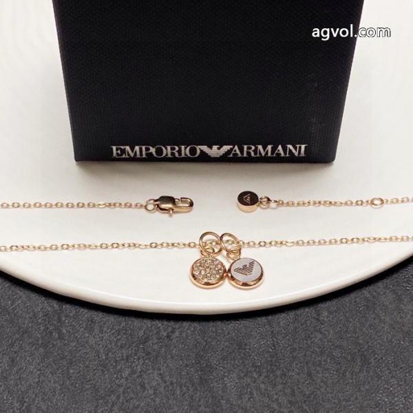 ブランド 品 コピーARMANIリッチな印象に 今すぐオシャレになれる！ オシャレだけど疲れないアクセサリー. 6 