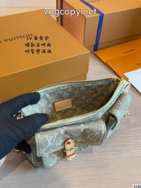 アルマーニバッグコピー ブランド 販売超激得格安 ビックシルエット 大人気でした!.. 6