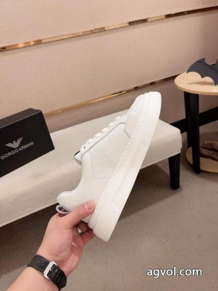  スニーカーARMANIスーパー コピー ブランド人気急上昇 新作アイテム 一番おしゃれ秋冬トレンド. 5 