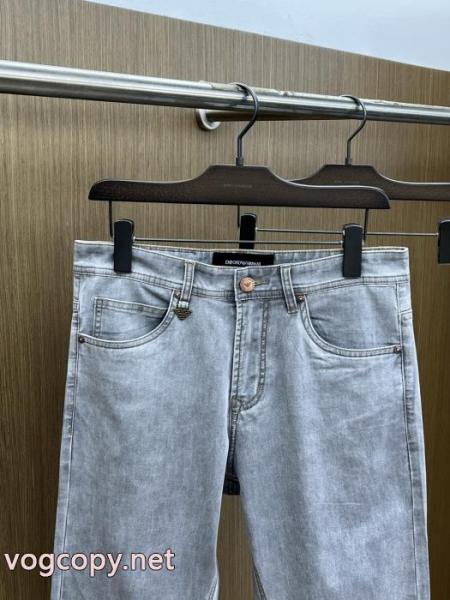 有用性が高い便利アイテム 今季トレンド 優しい印象を与えてくれアルマーニコピー 商品 ブランドブランド ジーンズ.. 3