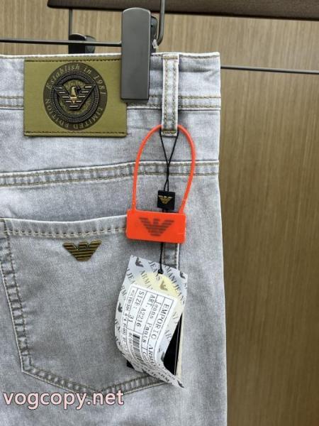 有用性が高い便利アイテム 今季トレンド 優しい印象を与えてくれアルマーニコピー 商品 ブランドブランド ジーンズ.. 6