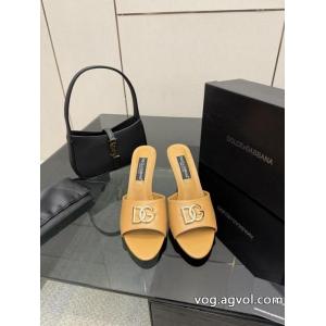 ブランド フェイクDolce&Gabbana着るだけオシャレ上級者 プレゼントにもピッタリ ファッションCapブーツ..